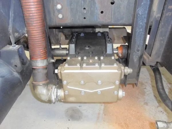 BOMBA DE ALTA PRESSÃO TRÍPLEX – P40 - Imagem 3